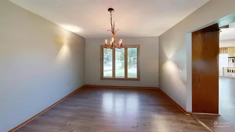 Dining - 2100 4th Ave SE, Willmar, MN 56201 photo 5 of 5
