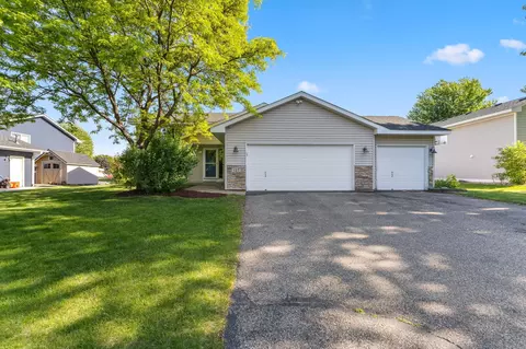 127 Bluestem Ave, Shakopee, MN 55379