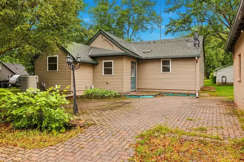 221 11th St, Albany, MN 56307