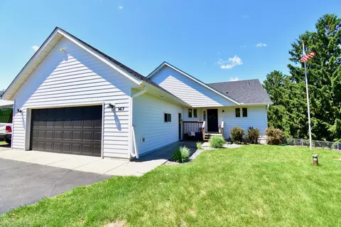 1417 Broadway Ave S, Sauk Rapids, MN 56379