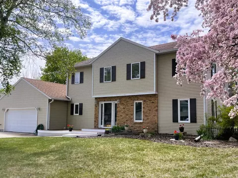 1757 23rd St S, Fargo, ND 58103