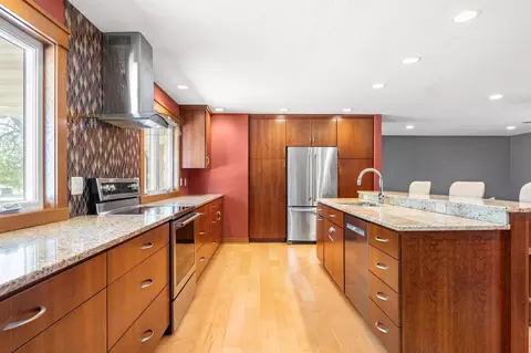Kitchen - 706 23rd St SW, Austin, MN 55912 photo 1 of 3
