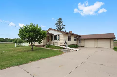 8601 Little Rock Rd NE, Foley, MN 56329