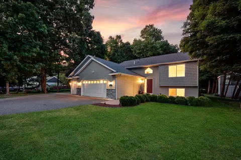 842 Colby St, Taylors Falls, MN 55084