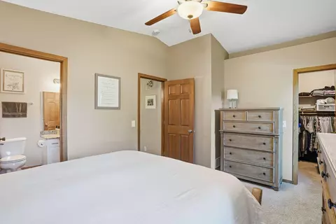 Bedroom - 876 Curry Trl, Eagan, MN 55123 photo 6 of 7