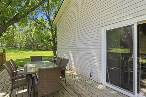 Exterior - 876 Curry Trl, Eagan, MN 55123 photo 5 of 13
