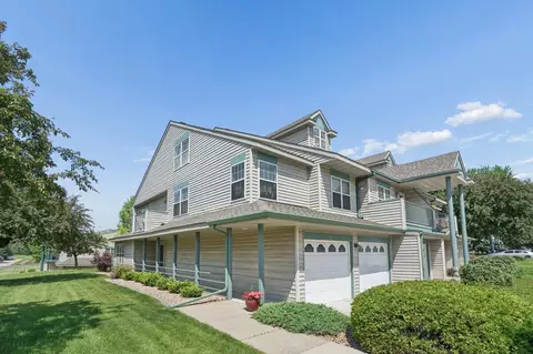 104 Morningside Dr NE, Hutchinson, MN 55350