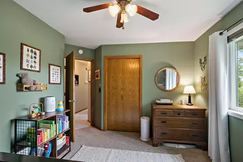 Bedroom - 1896 Adele St, Maplewood, MN 55109 photo 4 of 8