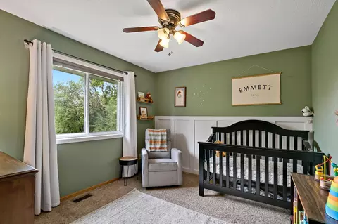 Bedroom - 1896 Adele St, Maplewood, MN 55109 photo 3 of 8