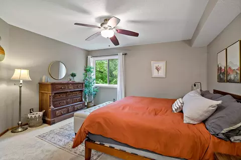 Bedroom - 1896 Adele St, Maplewood, MN 55109 photo 2 of 8