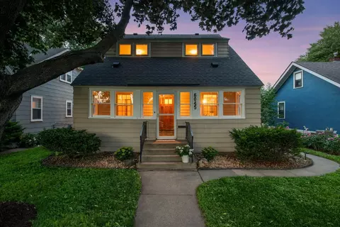 6045 Clinton Ave, Minneapolis, MN 55419