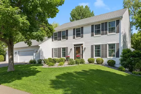 10956 N Eagle Lake Blvd, Maple Grove, MN 55369