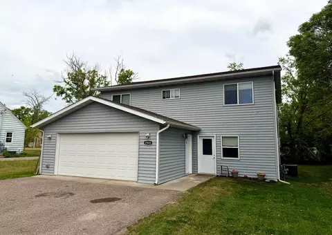 2518 Minnesota Ave NW, Bemidji, MN 56601