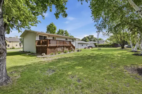 Exterior - 304 6th Ave SE, Barnesville, MN 56514 photo 7 of 9