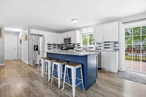Kitchen - 304 6th Ave SE, Barnesville, MN 56514 photo 1 of 2