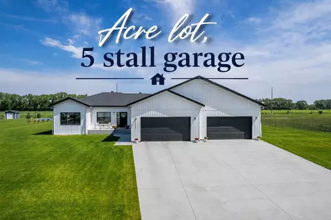 1426 Summerwood Trl W, Dilworth, MN 56529