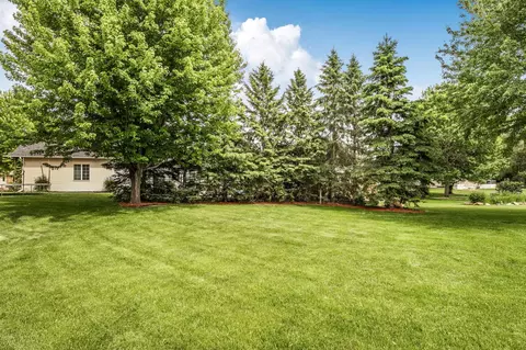 Exterior - 2012 Temminck Rd, Saint Cloud, MN 56301 photo 15 of 19