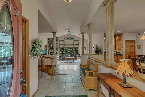 Entry Way - 2012 Temminck Rd, Saint Cloud, MN 56301 photo 4 of 6