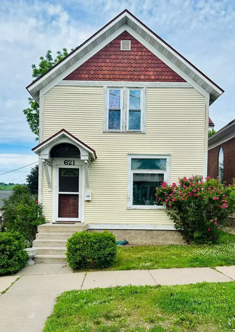 621 East Ave, Red Wing, MN 55066