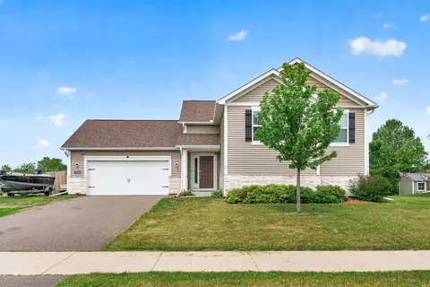19226 Engle Wood Dr, Big Lake, MN 55309
