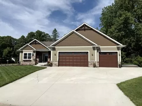 4144 Shady Oak Rd S, Minnetonka, MN 55343