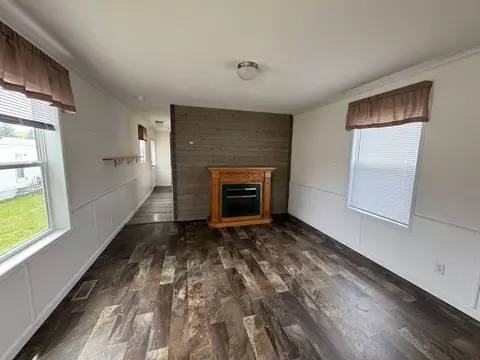Living - 8 Holt Dr, Duluth, MN 55808 photo 1 of 2