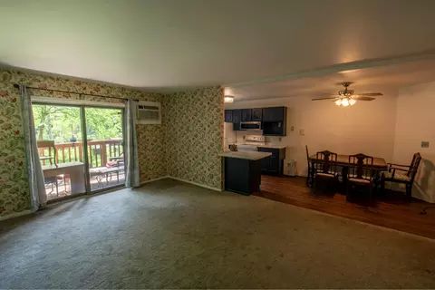 4830 Babcock Trl #111, Inver Grove Heights, MN 55077