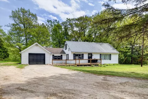 21020 River Rd, Grand Rapids, MN 55744