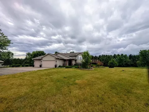 1472 111th St, New Richmond, WI 54017
