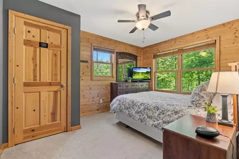 Bedroom - 18541 Golf Cir, Garrison, MN 56450 photo 5 of 8