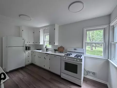 7853 Long Lake Rd, Mounds View, MN 55112
