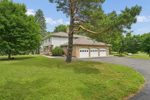 Exterior - 1350 Co Rd 92, Maple Plain, MN 55359 photo 6 of 9