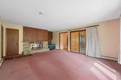 Living - 1350 Co Rd 92, Maple Plain, MN 55359 photo 3 of 6