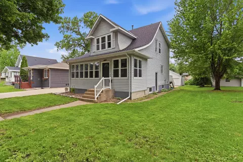 1020 5th St SW, Willmar, MN 56201