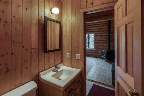 Bath - 5033 Barnum Rd NW, Hackensack, MN 56452 photo 1 of 1