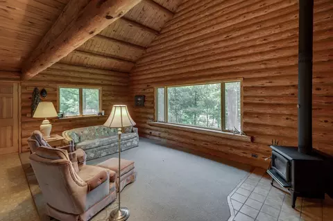Living - 5033 Barnum Rd NW, Hackensack, MN 56452 photo 2 of 4