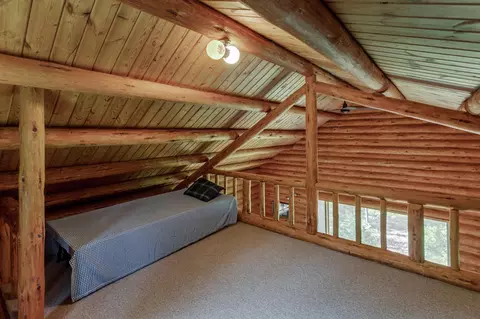 Bedroom - 5033 Barnum Rd NW, Hackensack, MN 56452 photo 1 of 3