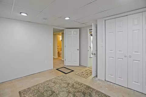 Bedroom - 5414 Elkton Trl, Faribault, MN 55021 photo 6 of 6
