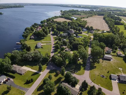 View/Area - 5414 Elkton Trl, Faribault, MN 55021 photo 11 of 16