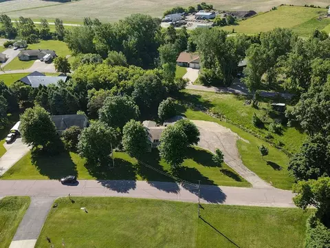View/Area - 5414 Elkton Trl, Faribault, MN 55021 photo 9 of 16