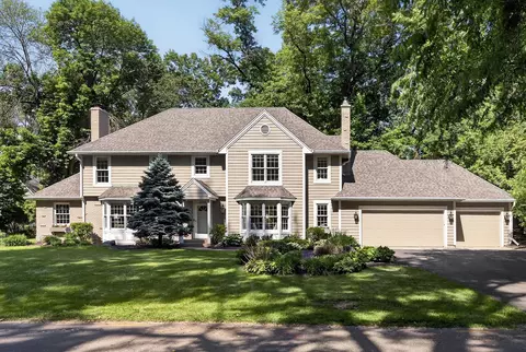 6608 Mohawk Trl, Edina, MN 55439