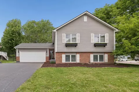 7250 Cactus Curv, Chanhassen, MN 55317