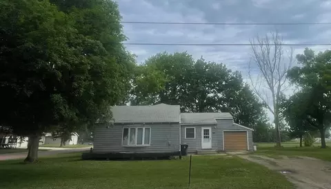 750 Greenwood Ave, Tracy, MN 56175