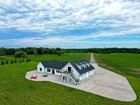 1383 120th St NE, Monticello, MN 55362