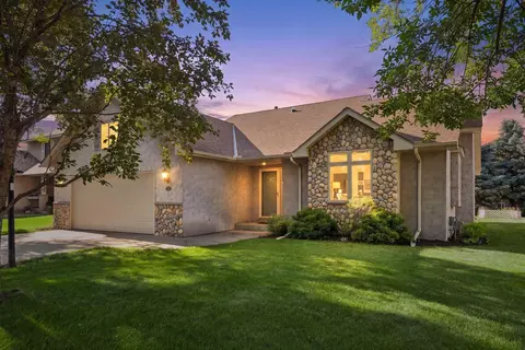 1414 Courtland W, Waconia, MN 55387