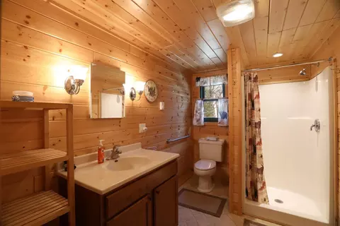 Bath - 2113 Birch Point Rd, Tower, MN 55790 photo 5 of 5