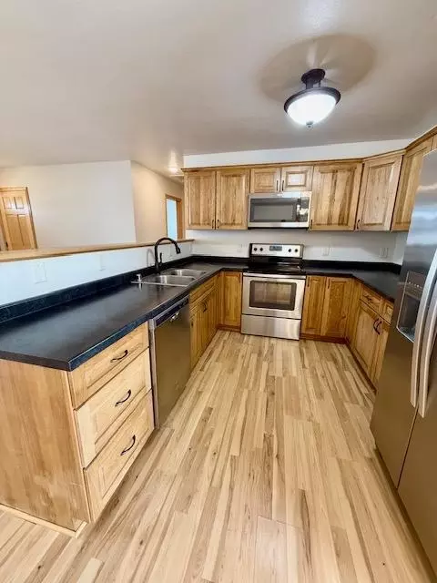 Kitchen - 822 9th Ave SW, Perham, MN 56573 photo 2 of 2