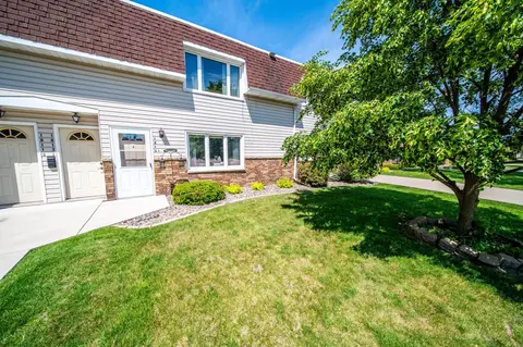 1815 Lakewood Ave, Albert Lea, MN 56007