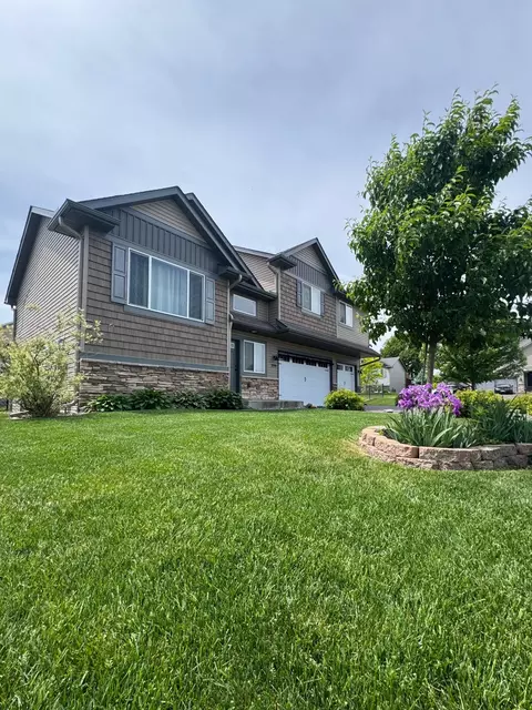 299 Krause Ave W, Delano, MN 55328