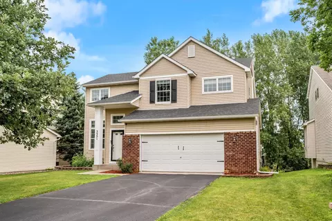3351 N View Ln, Woodbury, MN 55125